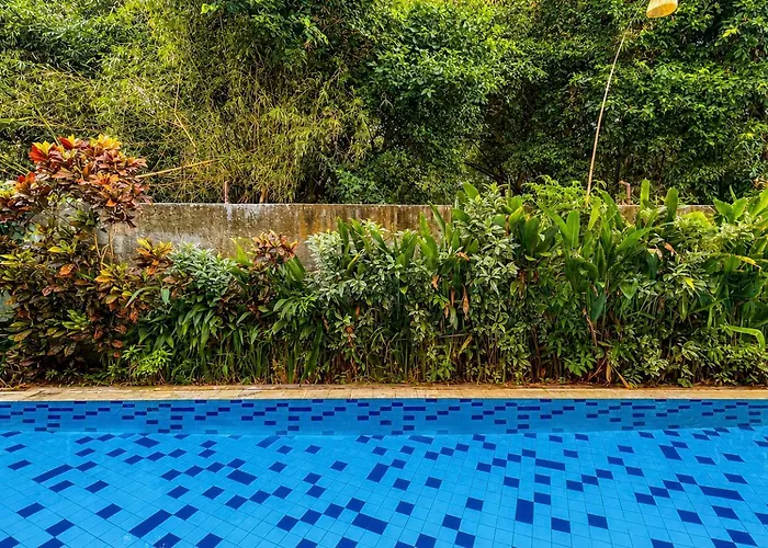 Coco 3br Kuta Bali Near Geger By Travelio Нуса-Дуа